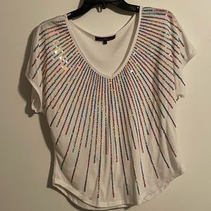 V-neck Sequin T-shirt